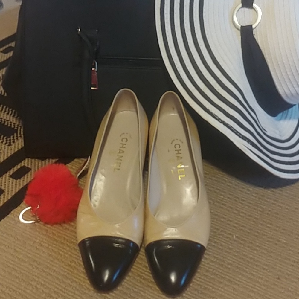 Womans dress chanel shoes